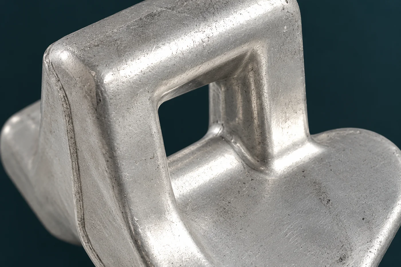 Close view of a pivot opening and curved bracket transition